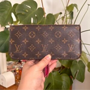 Louis Vuitton Brown and pink Monogram wallet